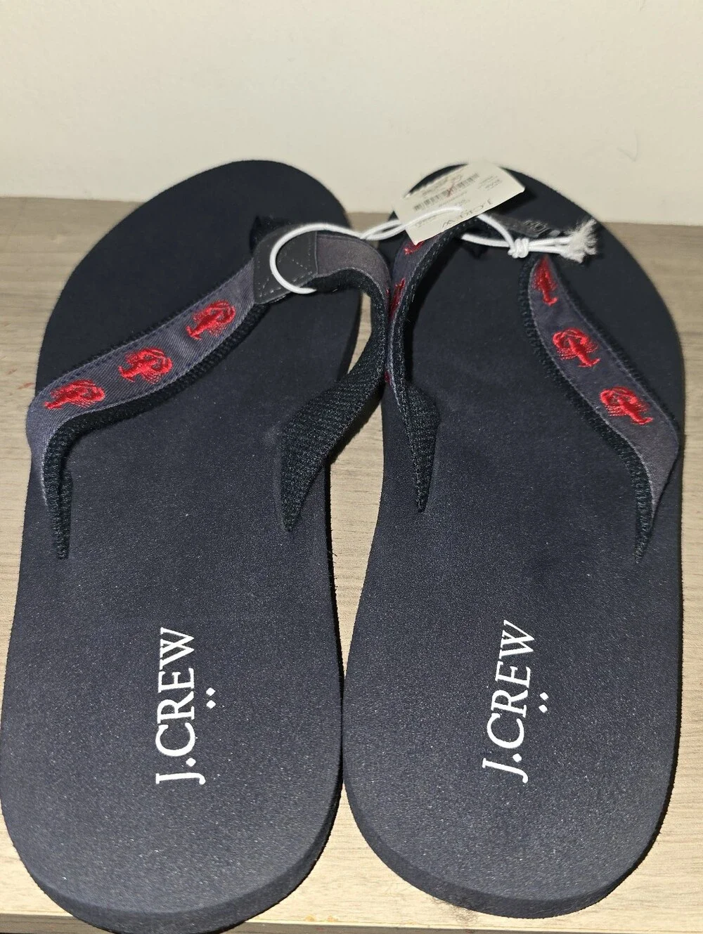 J. Crew Men's Lobster Embroidered Flip Flop Sandals Navy Blue Sz 10M NWT